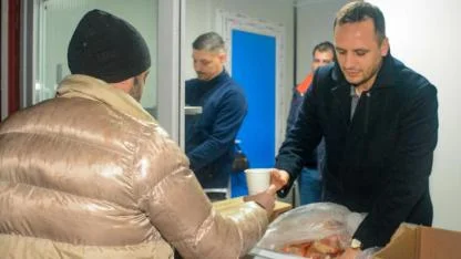 Bornova’da Sabah Dayanışması Büyüyor