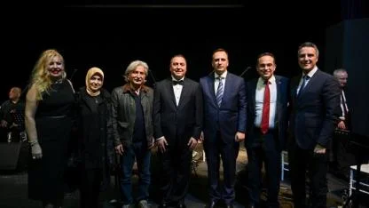 Bornova’da Sevgililer Günü’ne Özel Müzik Ziyafeti