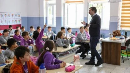 Buca’da Miniklere Çevre Bilinci Aşılanıyor