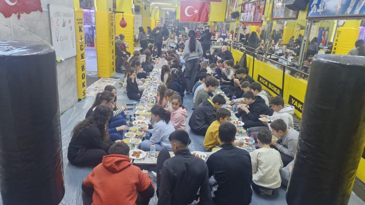 Çağrı Spor Kulübü’nde 30 Yıllık Ramazan Dayanışması
