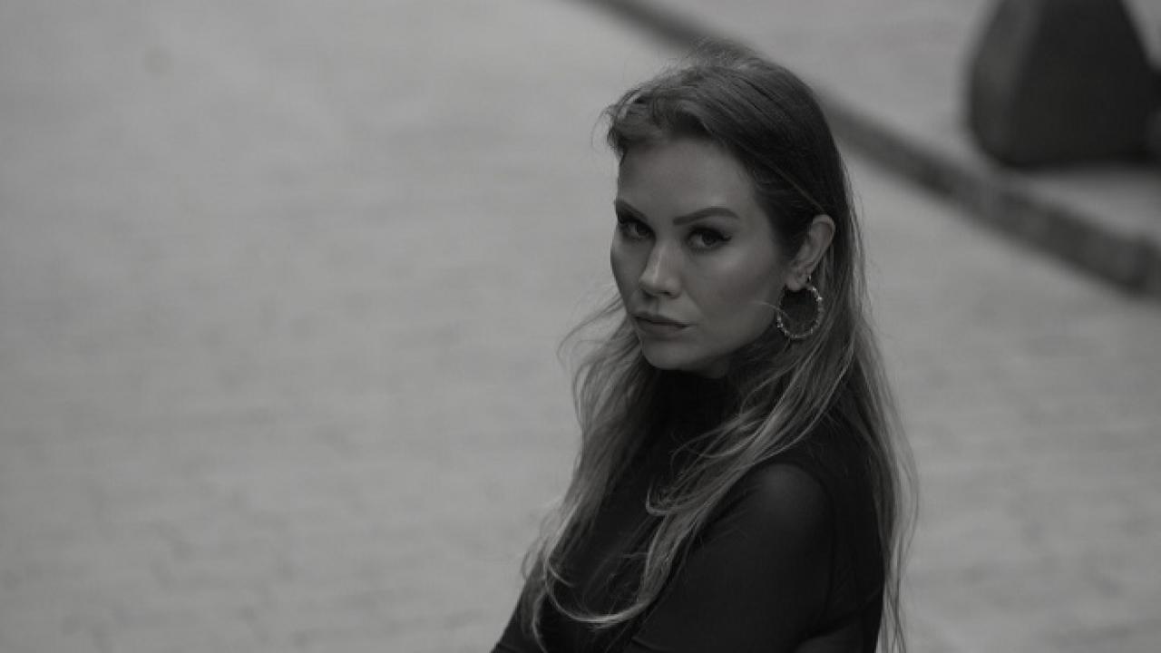 Ceren Akın’dan Yeniden Doğuş Şarkısı