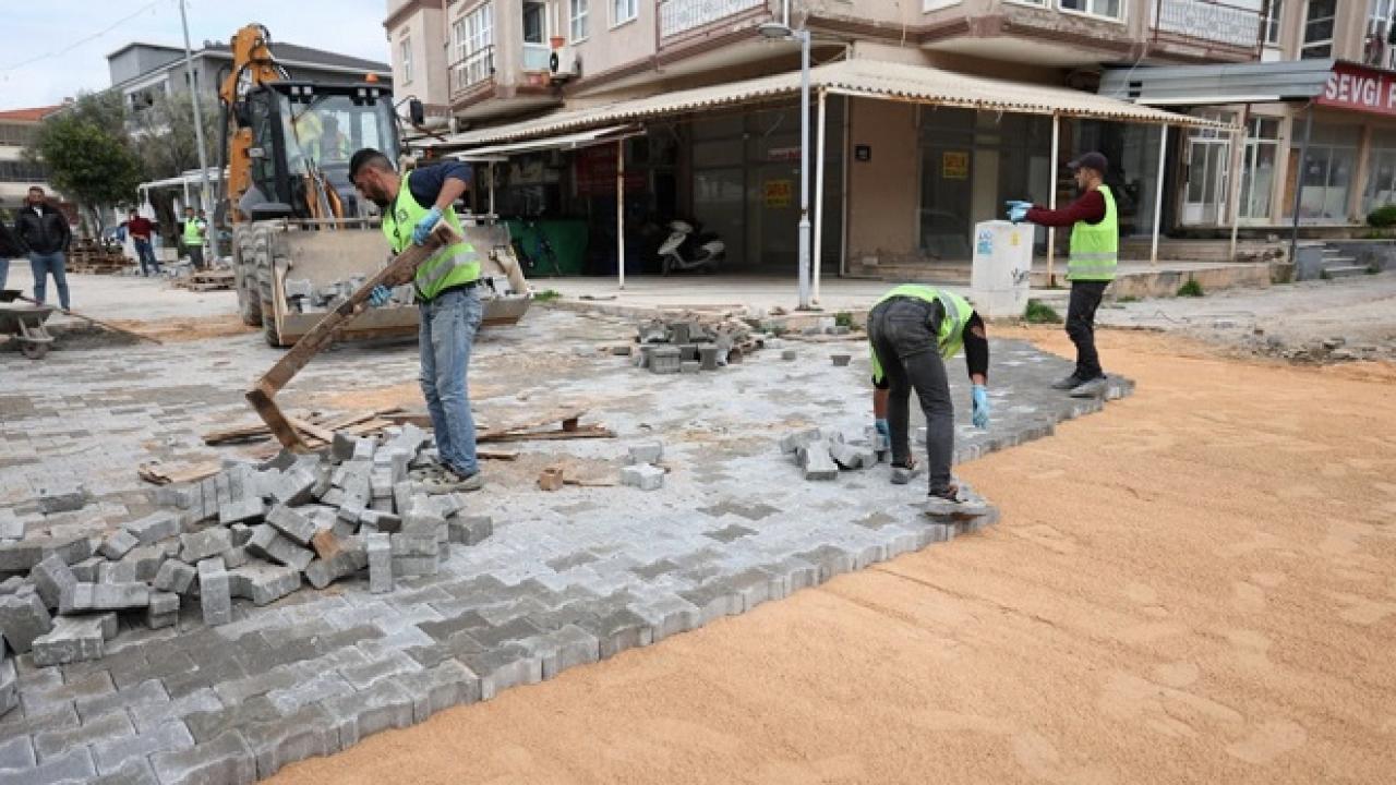 Çeşme’de Yol ve Kaldırım Atağı