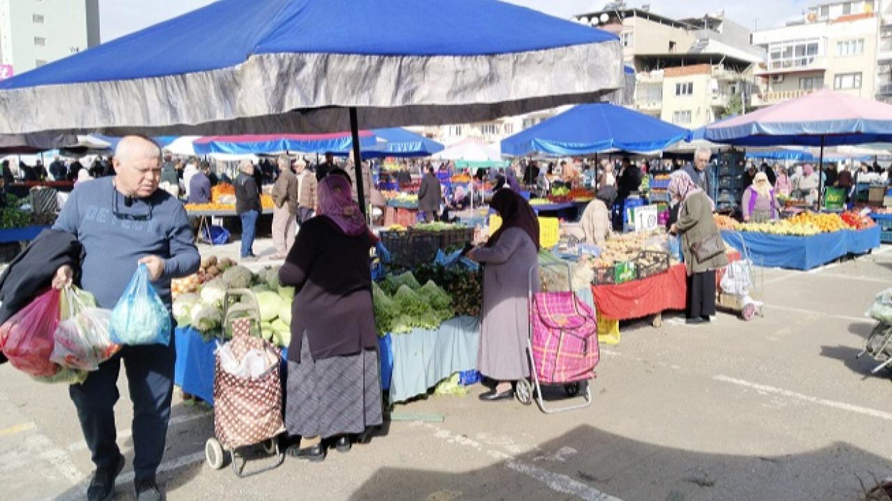 Efeler’de Semt Pazarı Yeni Alanına Taşındı