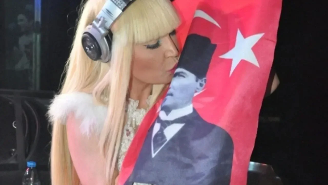 Eva Başak’tan Ödül Gecesine Sert Tepki