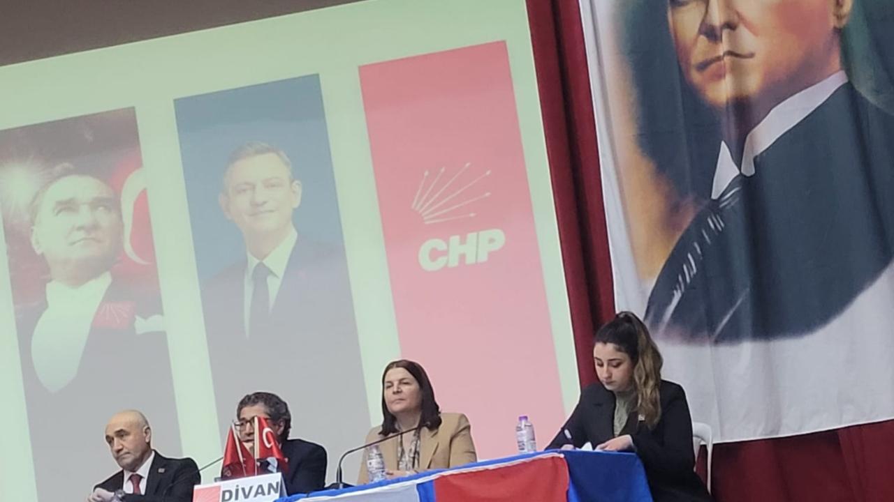 Fıçı’nın Ayrılığı CHP Foça’yı Karıştırdı