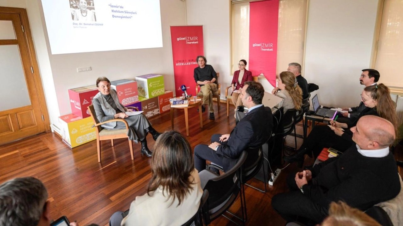 Güzel İzmir Hareketi’nde Kamusal Alanlar Tartışıldı