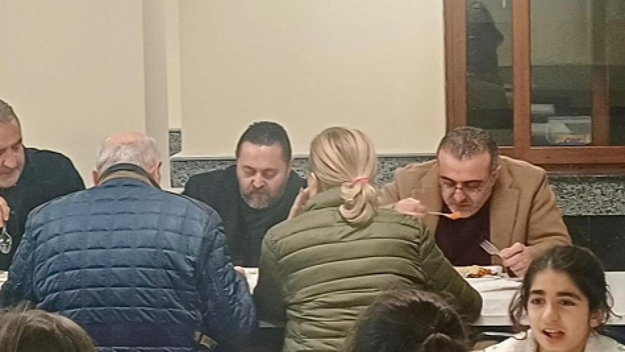 Hasan Ünal Hızır Oruçlarında Canlarla Lokma Paylaştı