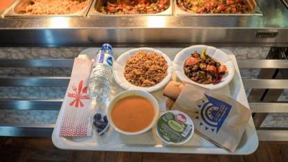 İzmir’de Dayanışma Sofraları Kent Lokantaları’nda Kuruluyor