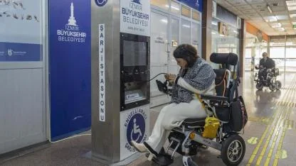 İzmir’de Engellilere Kesintisiz Hareket Desteği
