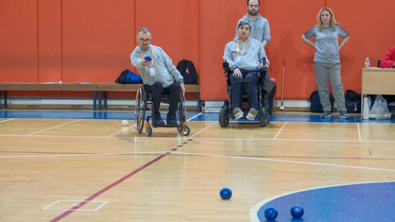 İZMİR’DE SPOR ŞÖLENİ DEVAM EDİYOR