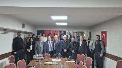 İzmir’de Türkmenlerin durumu masaya yatırıldı