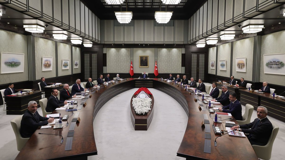 Kabineden Ekonomi ve Suriye Mesajı