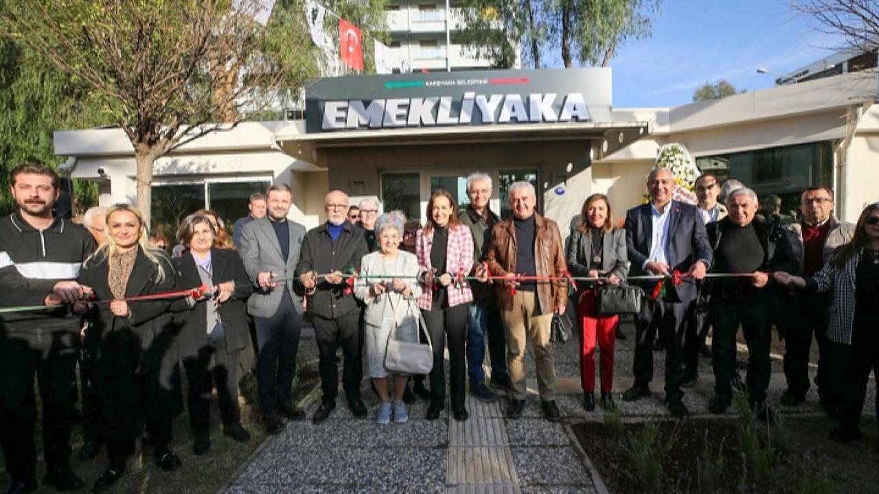 Karşıyaka’da Emeklilere Yeni Sosyal Alan Hizmete Açıldı