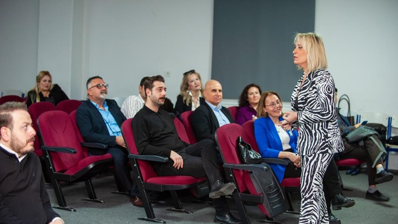 Karşıyaka’da Medeni Kanun’un 100. Yılına Özel Konferans