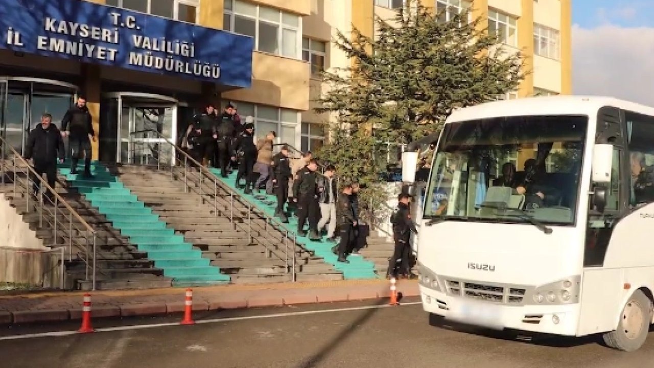 Kayseri’de FETÖ Operasyonu: 54 Tutuklama