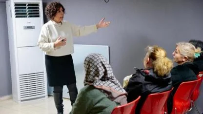 Konak’ta Medeni Kanun ve kadın hakları konuşuldu