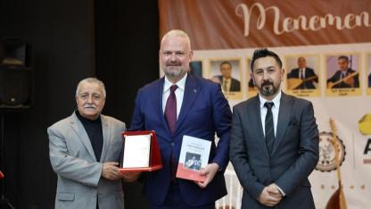 Menemen’de Aşıklık Geleneği Sahneye Taşındı