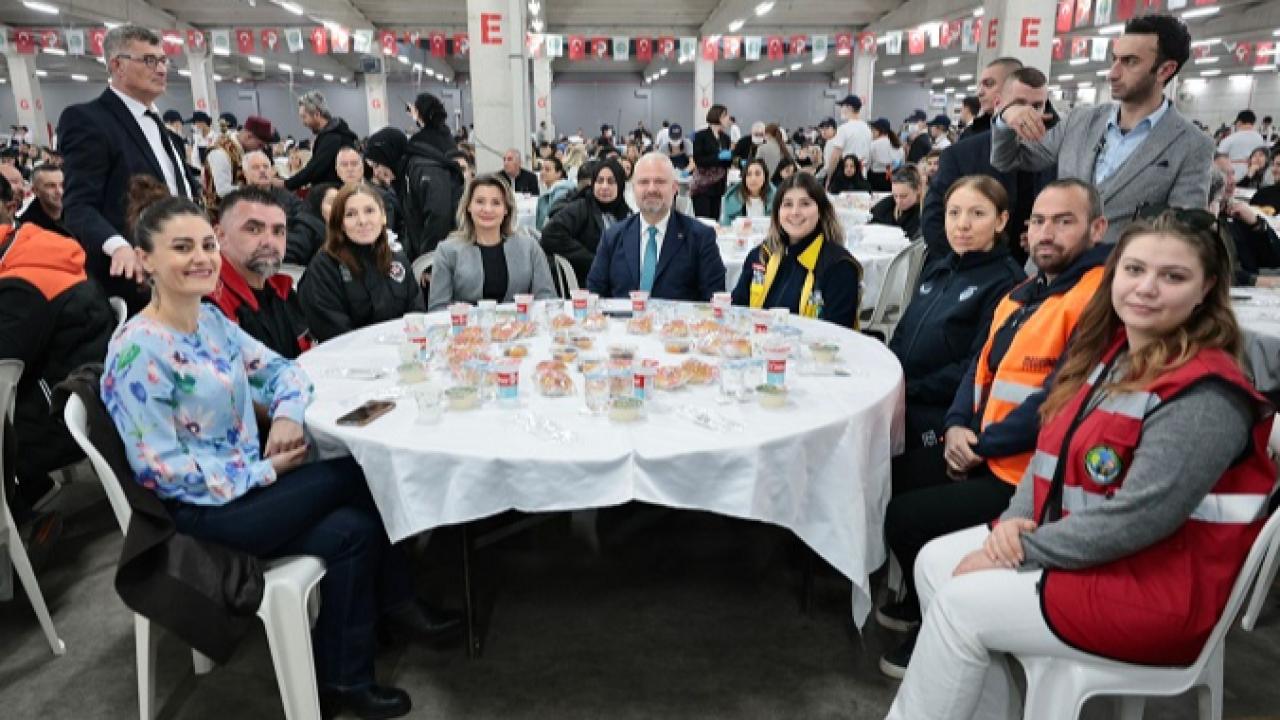 Menemen’de Belediye Personeline Ramazan Buluşması