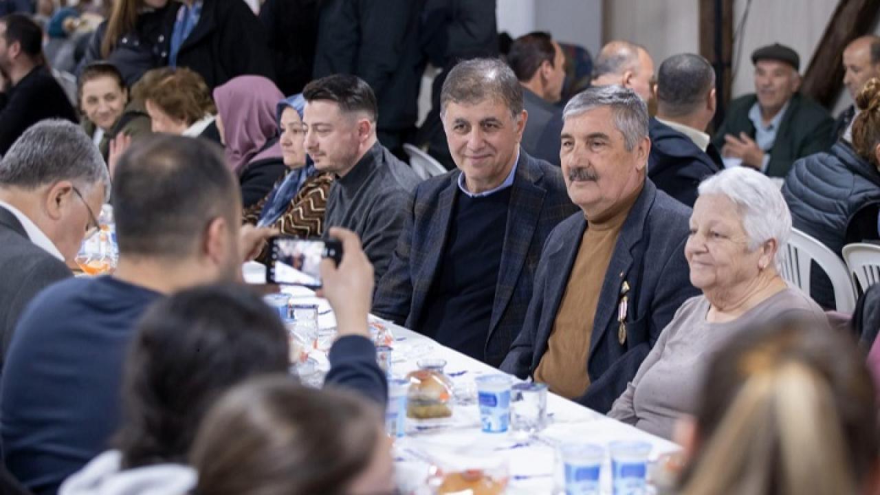 Tire’de Dayanışma Sofrası Kuruldu