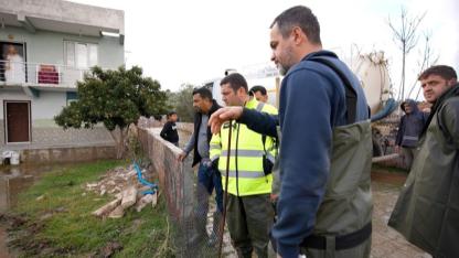 Torbalı Yağışı Sorunsuz Atlattı: Başkan Demir Sahadaydı