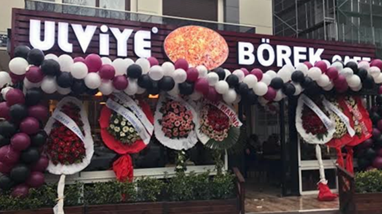 Ulviye Börek Sofraların Vazgeçilmezi Olmaya Devam Ediyor