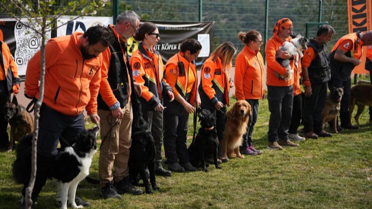 Afetlerde hayat kurtaran kahramanlar