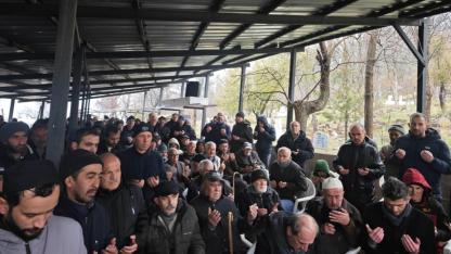 ARDIÇKAYA' DA VEFAT EDENLER İÇİN SON GÖREV