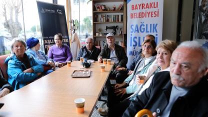 Bayraklı’da Büyükler İçin Sağlık Eğitimi
