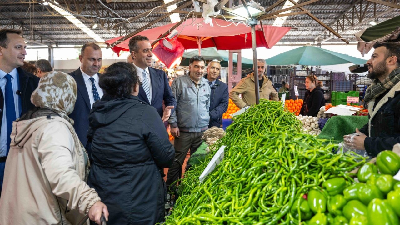 Bornova’da ekonomi ve yerel yönetim mesajları