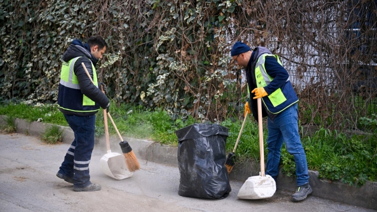 Bornova’da mahalle mahalle temizlik seferberliği