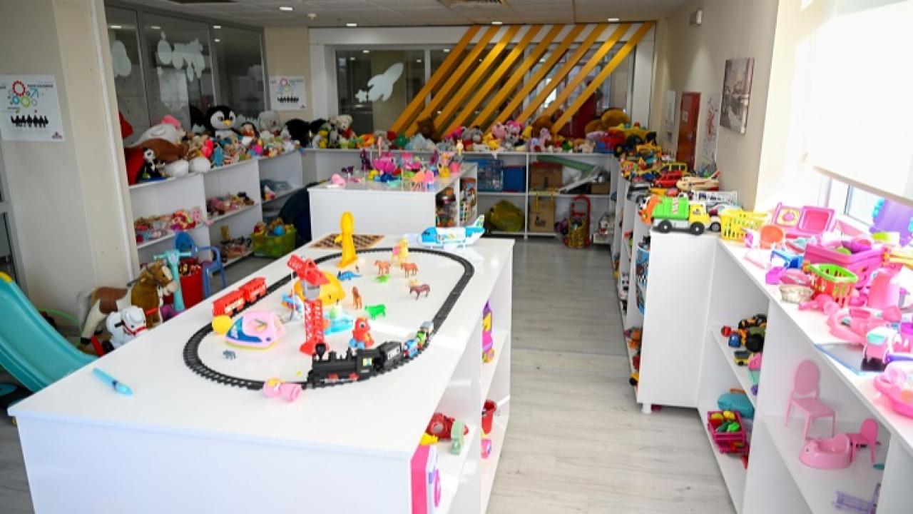 Bornova’da Oyuncaklar Paylaşıldıkça Çoğalıyor