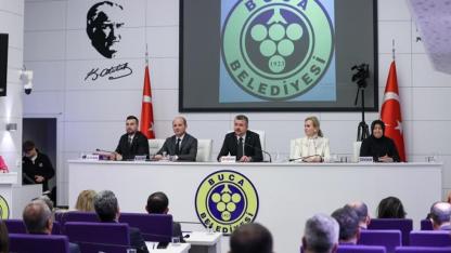 Buca’da yollar yenileniyor: