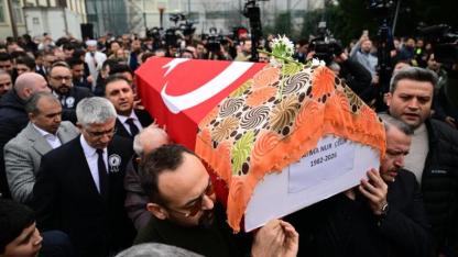 Çekmeköy’de Fatma Nur Öğretmen Görev Yaptığı Okulda Son Yolculuğuna Uğurlandı