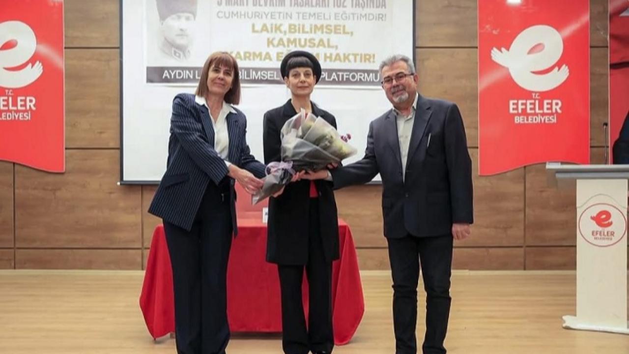 Efeler’de Cumhuriyet ve eğitim üzerine söyleşi