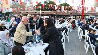 Efes Selçuk’ta Ramazan Sofrasında Buluşma