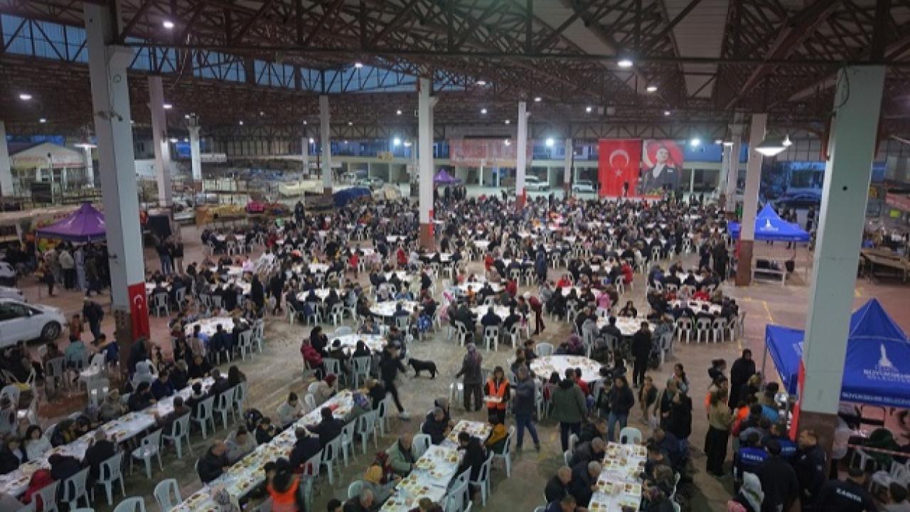 Gönüller Aynı Sofrada