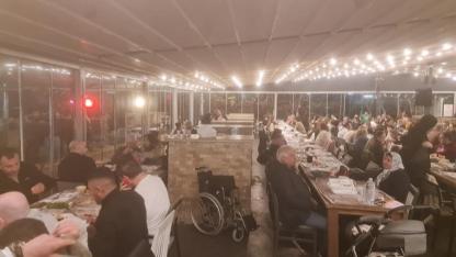 İzmir’de Geleneksel İftar Sofrasında Tanınmış İsimler Buluştu