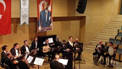 İzmir’de Unutulmaz Gece