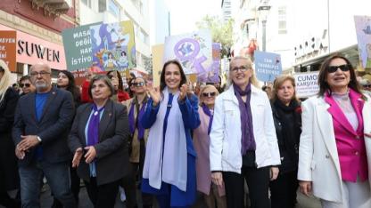 Karşıyaka’da 8 Mart’ta Dayanışma Mesajı