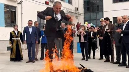 Karşıyaka’da muhteşem Nevruz kutlaması