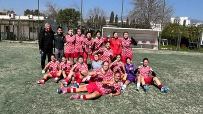 Konak Belediyespor Zirveyi Bırakmadı