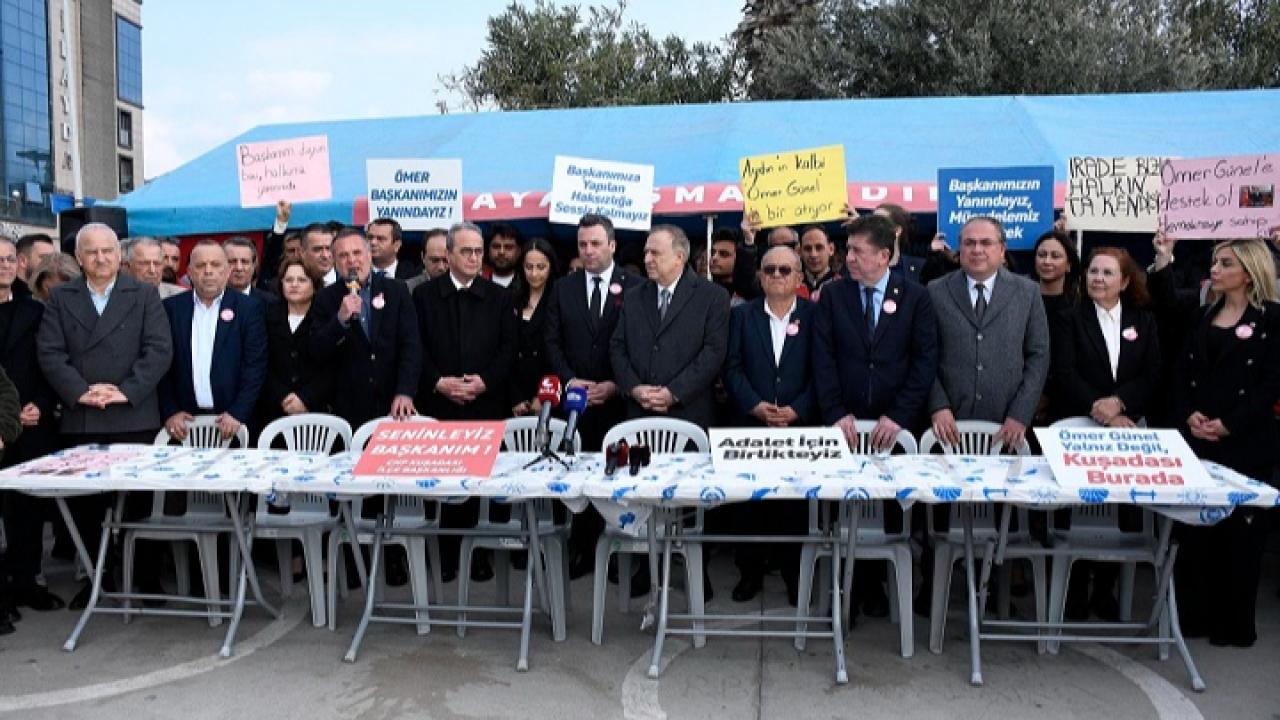 Kuşadası’nda Kritik Mesaj!