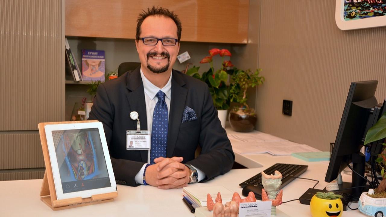 Robotik cerrahi endokrin ameliyatlarında başarıyı artırıyor