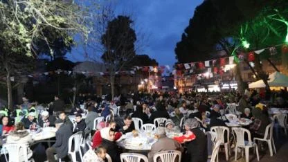 Seferihisar’da Gönül Sofraları Meydanda Buluştu