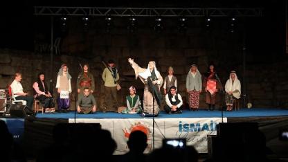 Seferihisar’da Tiyatro Rüzgarı Esecek