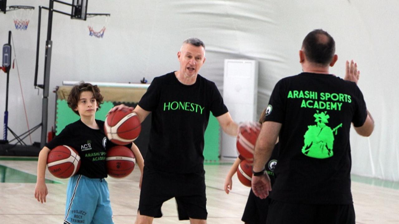 Sijan’dan İzmir’de Genç Yeteneklere Destek