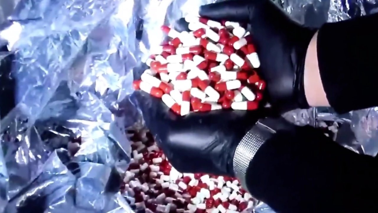 Sınır kapılarında dev uyuşturucu operasyonu