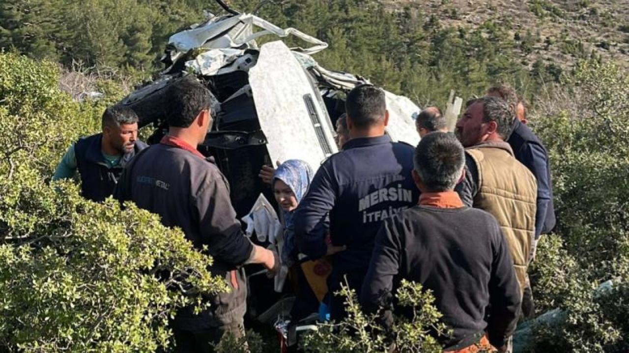 Tarım işçilerini taşıyan minibüs devrildi: 3 ölü