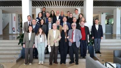 Uluslararası Kolokyuma Destek