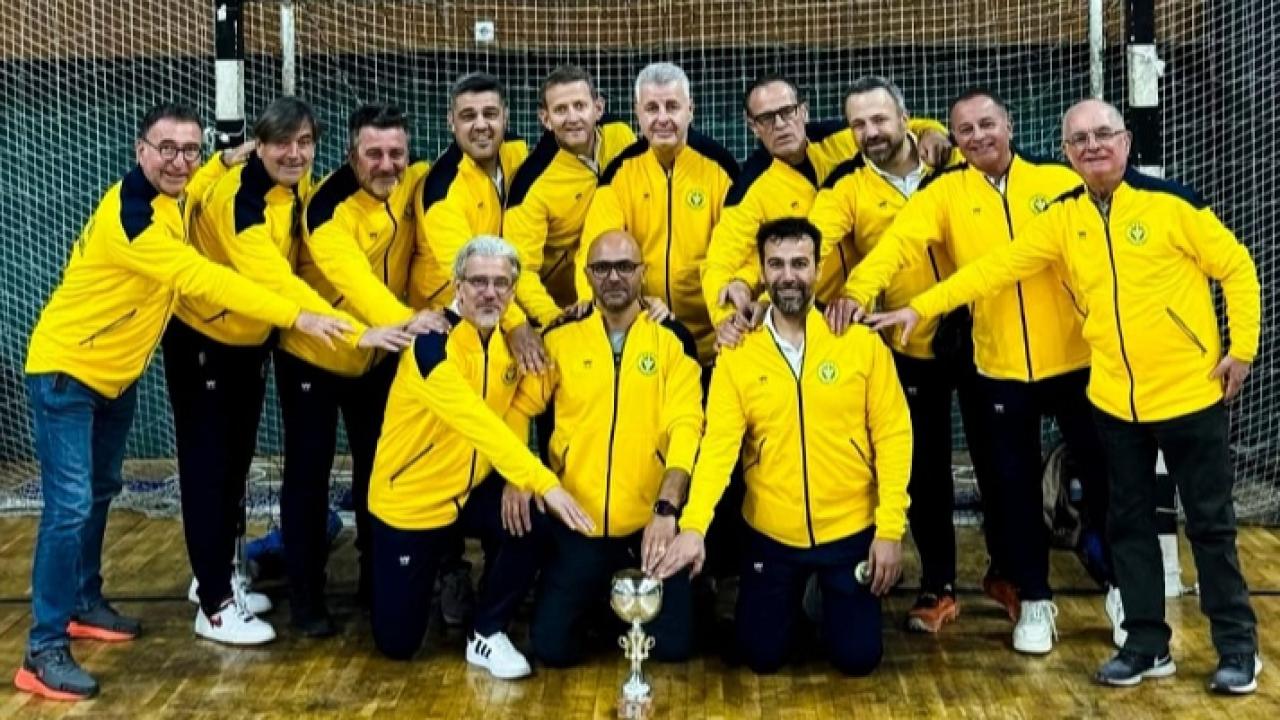 Veteran Hentbol Takımı Sahneye Çıkıyor